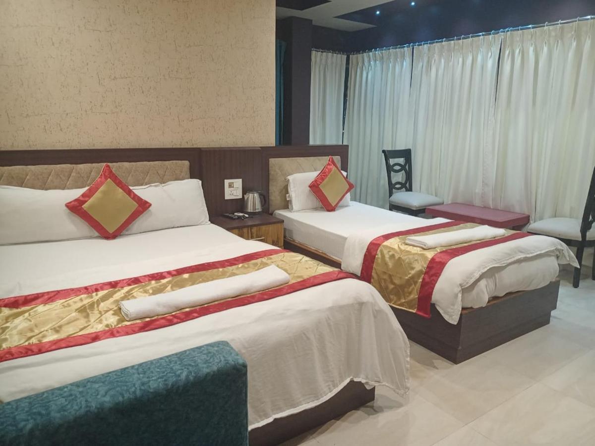 The Brahmaputra Hotel Dhubri Ngoại thất bức ảnh