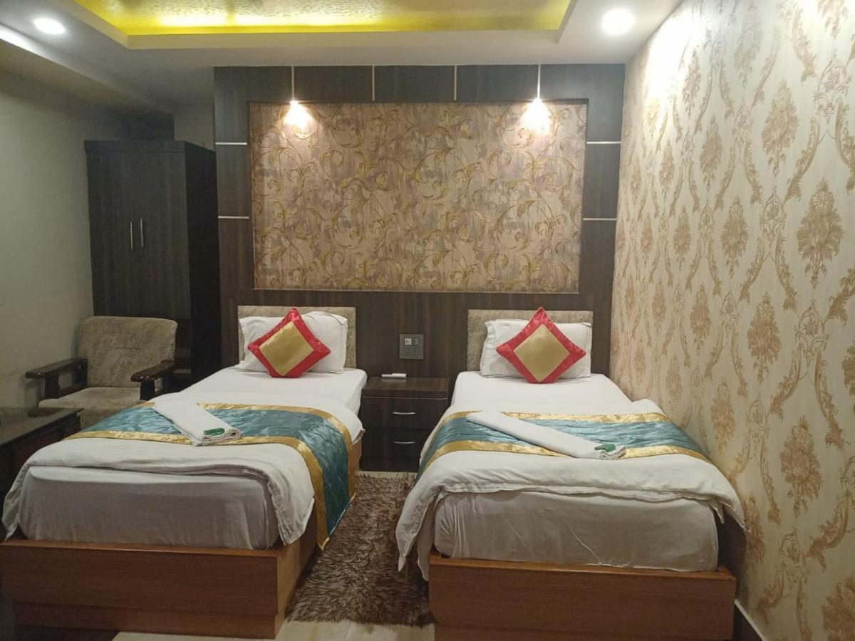 The Brahmaputra Hotel Dhubri Ngoại thất bức ảnh